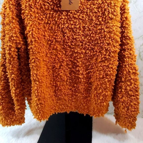 Listicle Soft Cozy Sweater - Picture 9 of 13